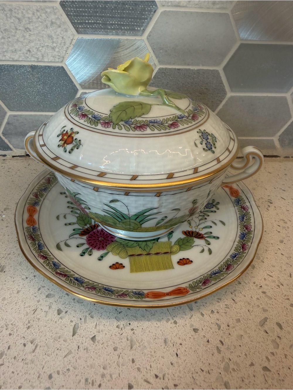 RARE Vintage Herend Indian Basket Lidded Soup Bowl & Saucer. Retails over $500.